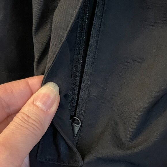 Excellent Athleta Rainout Jacket - 1x - Picture 5 of 14
